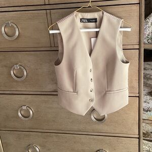 Zara Light Tan  Vest;size S,new